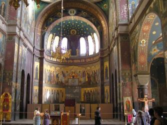 Внутреннее убранство Пантелеймоновского собора Ново-Афонского монастыря